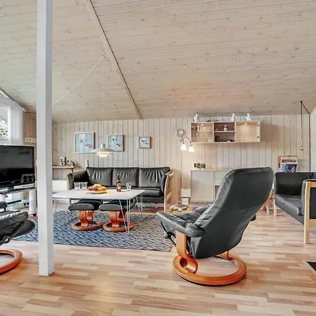 3 Bedroom Stunning In Lokken Nyaraló *